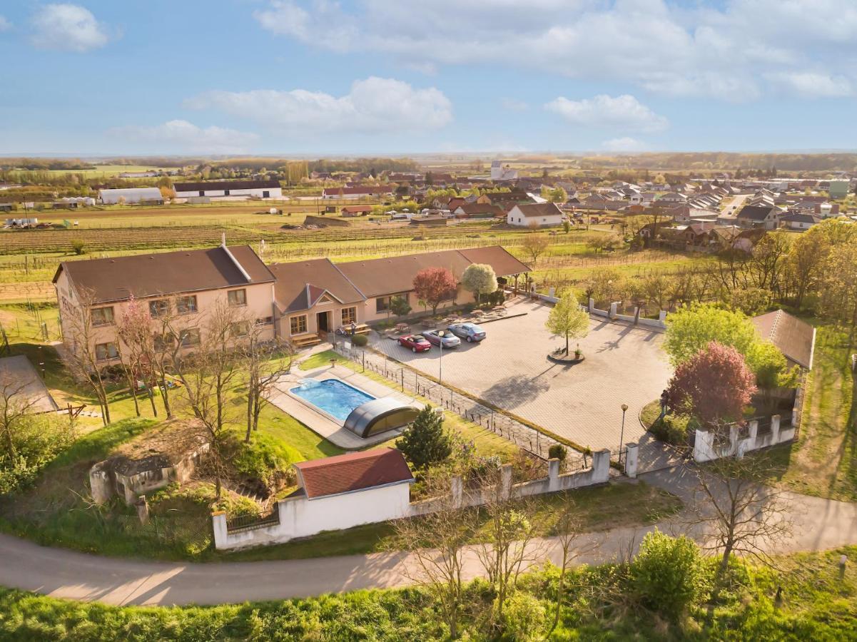 Resort Kovacs Novosedly  Екстер'єр фото